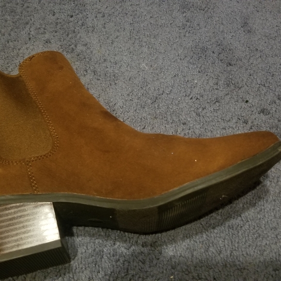 SOLD - Picture 4 of 5